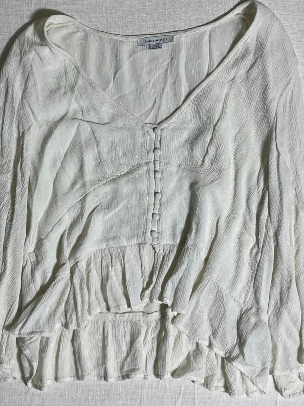 Womens American Eagle White Long Sleeved Blouse (Size L)